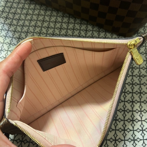 Authentic Louis Vuitton Neverfull MM pink interior set - Picture 10 of 11